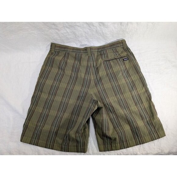 Patagonia Men's size 34 green & brown plaid shorts 10" inseam organic cotton L10 - Picture 2 of 7